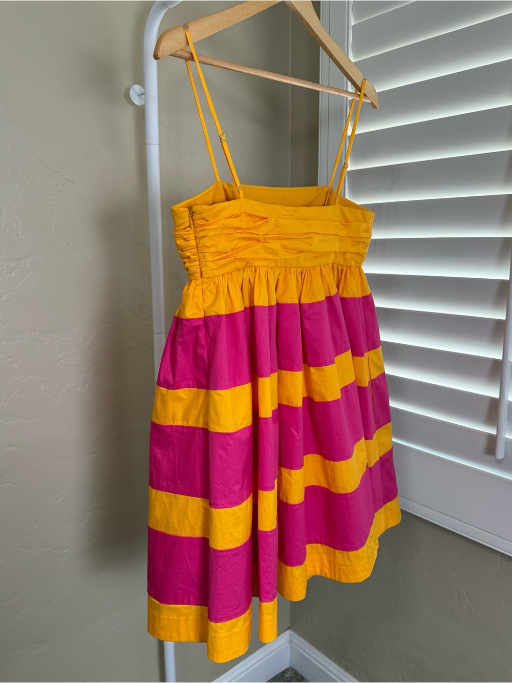 AMUR Aslin Colorblock Dress Size 4 Fuchsia Pink Marigold Mini NWT Sample - Picture 8 of 12